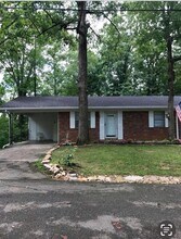 Building Photo - 3705 Crestview Pl