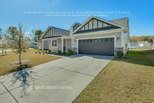 Building Photo - 7428 Meridale Forest Dr
