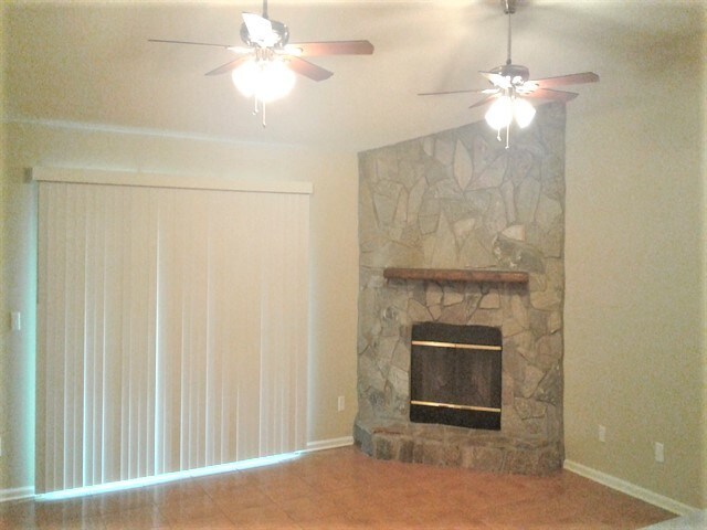 Foto del edificio - 12407 Hatton Chase Ln E