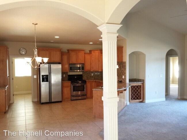 Building Photo - 3 br, 2 bath House - 22354 Edgewater