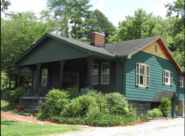 Building Photo - 124 Cookeville Hwy