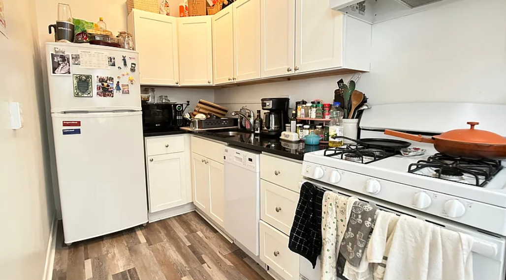 Foto principal - 85 Brainerd Rd