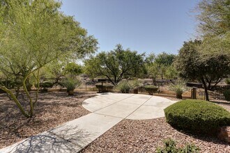 Building Photo - 1908 Tierra Vista Dr