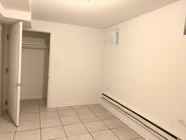 Building Photo - 1841 N Mozart St
