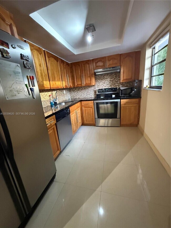 Foto del edificio - 833 West Ave