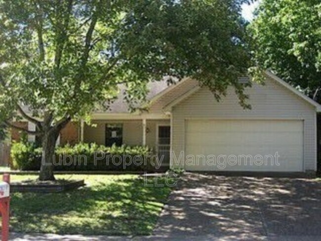 Foto del edificio - 5957 Beauvoir Dr