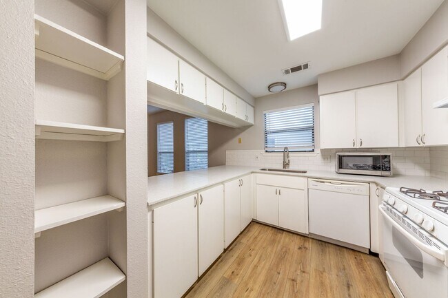 Foto del edificio - 406 W Johanna St