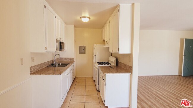 Foto del edificio - 818 7th St