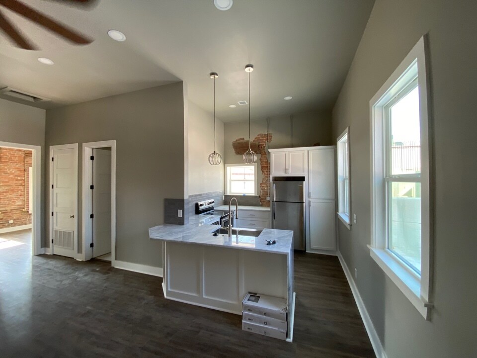 118 S Main St, Broken Arrow, OK 74012 Apartments in Broken Arrow, OK