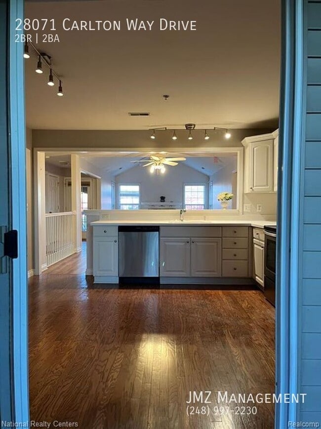 Building Photo - 28071 Carlton Way Dr