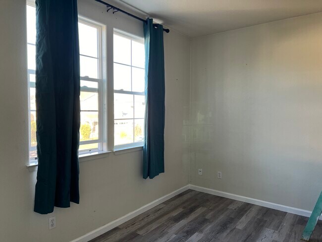 Bedroom - 4065 Louis Krohn Dr