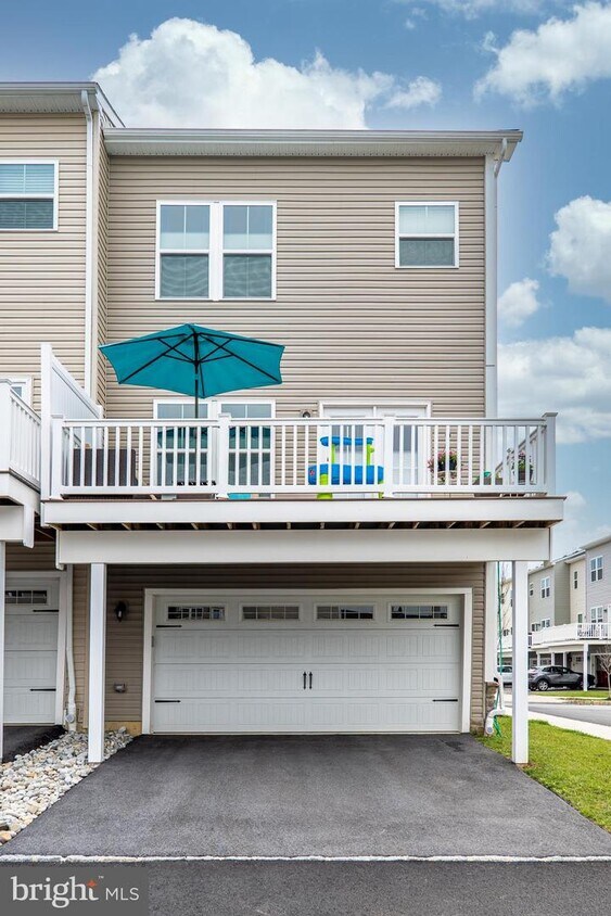 410 Blue Welsh St, Malvern, PA 19355 Townhome Rentals in Malvern PA