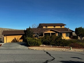 Building Photo - 5000 Westridge Rd