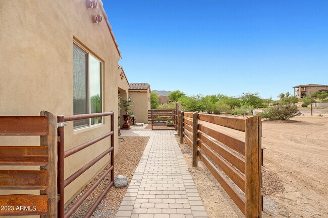 Foto del edificio - 14219 E Dove Valley Rd