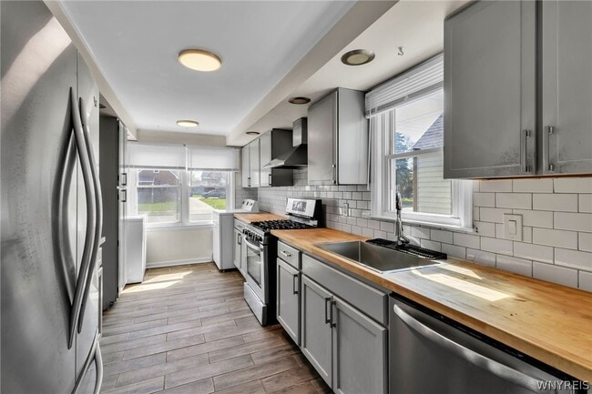 Foto del edificio - 4098 Bailey Ave