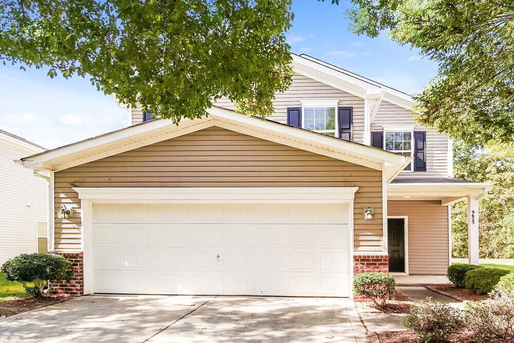 Foto principal - 9623 Paper Tree Rd