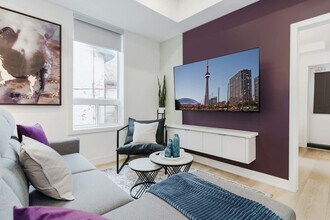 Building Photo - 168 McCaul St