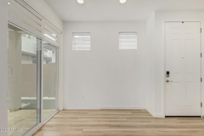 Building Photo - 2761 S. Comanche Dr.