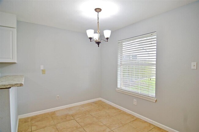 Building Photo - 421 Seacrest Blvd