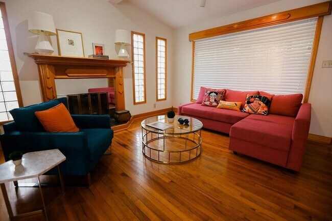 Foto del edificio - 1509 W St Johns Ave