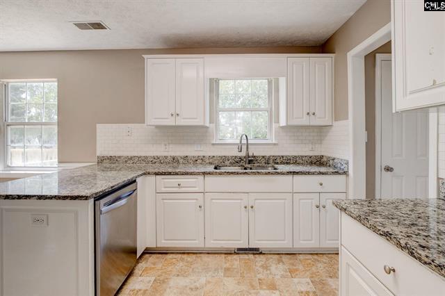 Foto del edificio - 211 Glendevon Way