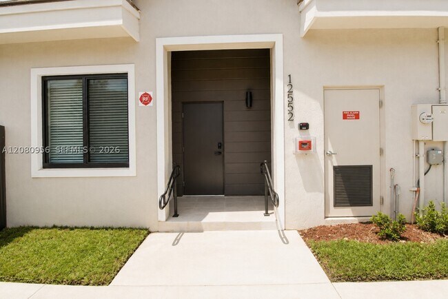 Foto del edificio - 19428 SW 125th Ave