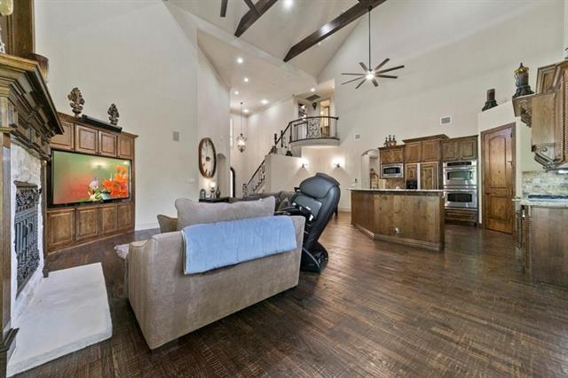 Foto del edificio - 6719 Springwood Ln