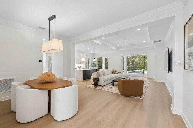 Foto del edificio - 7346 Edenmore St