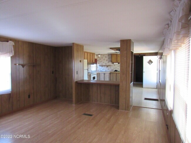 Building Photo - 181 High Hill Rd