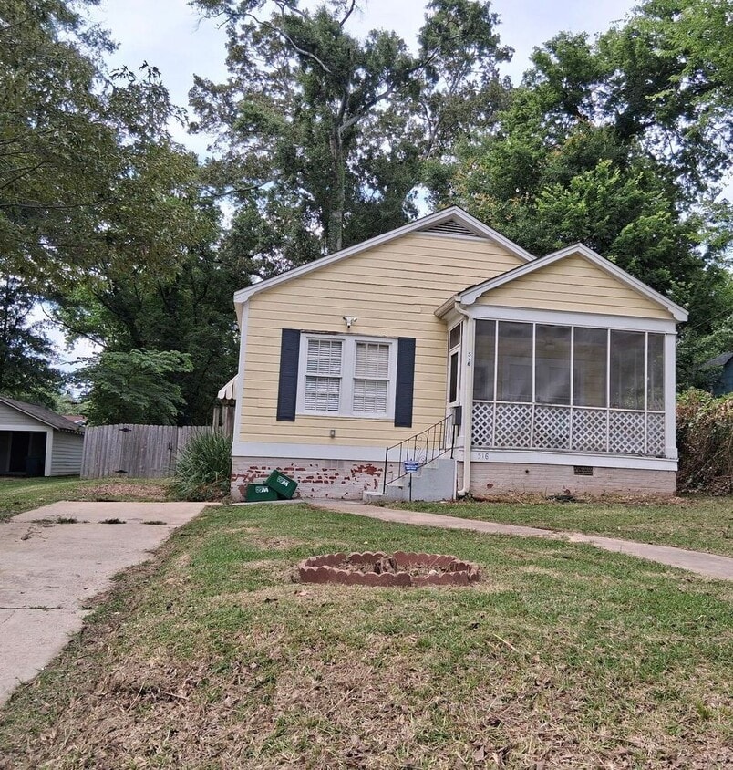 3Bed 2bath in Fondren - 3Bed 2bath in Fondren