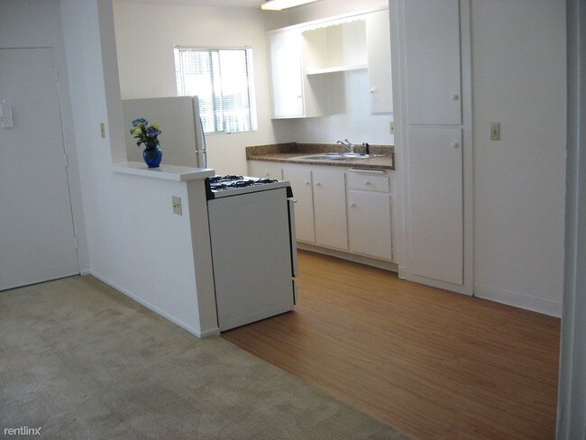 Foto del edificio - 520 W Channel Islands Blvd