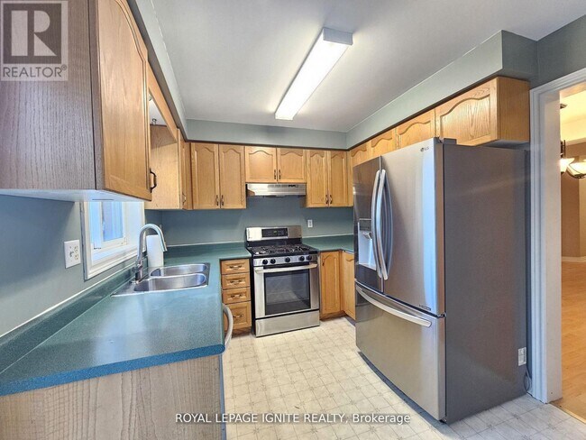 Photo du bâtiment - 60 Pressed Brick Dr