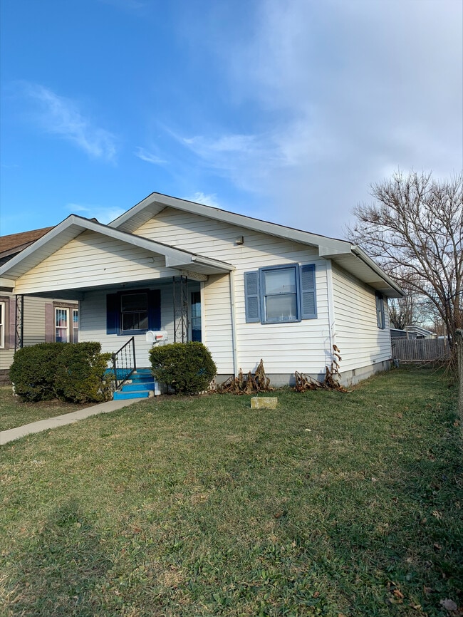 Building Photo - 2414 S Walnut St Building Photo - 2414 S Walnut St