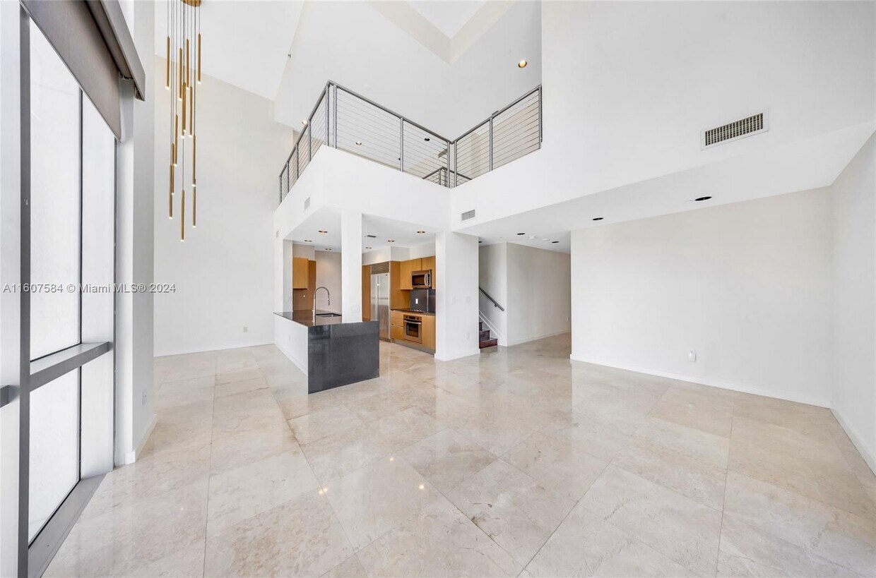 Primary Photo - 1060 Brickell Ave