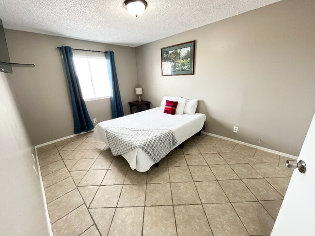 Foto del edificio - 429 Longtree Ave