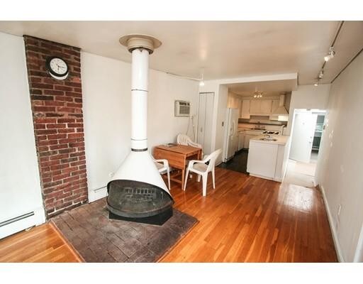 Building Photo - 15 Fayette St