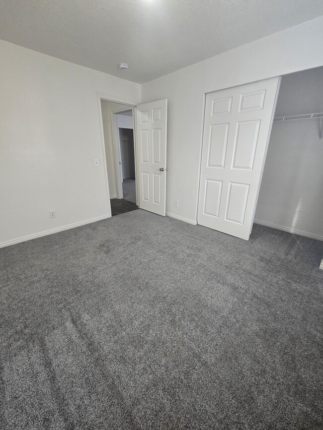 Building Photo - Southgate