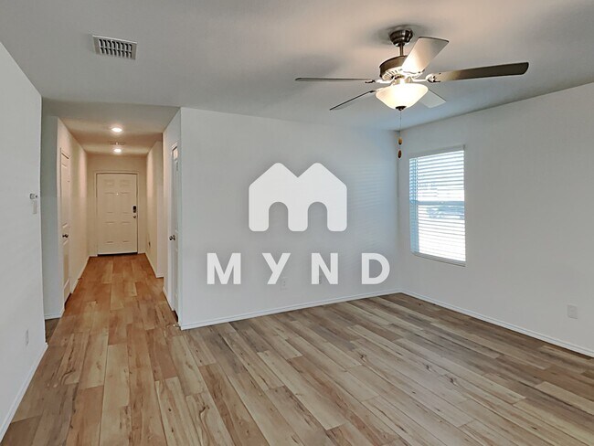 Foto del edificio - 1312 Haymarket Rd