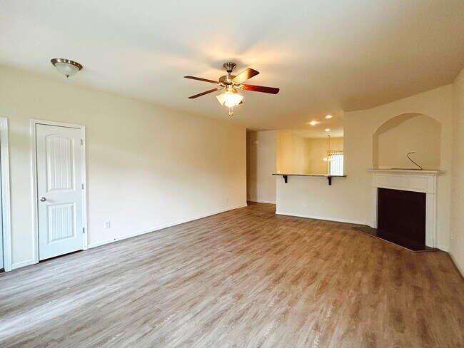 Foto del edificio - 337 Chesser Loop Rd