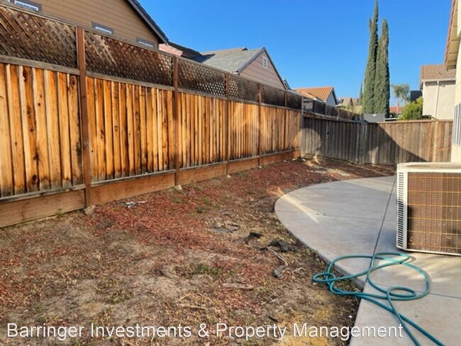 Foto del edificio - 4 br, 3 bath House - 1940 Cactus Street