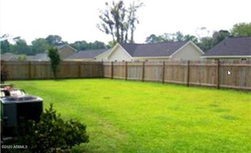 Building Photo - 32 Wintergreen Dr