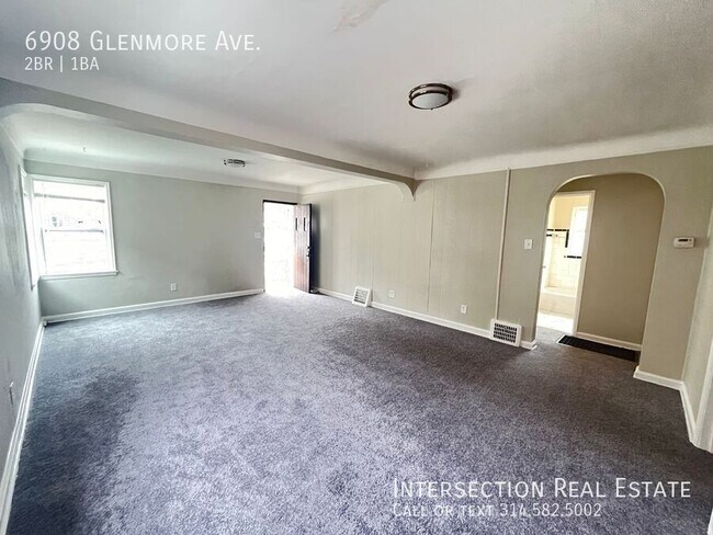 Foto del edificio - 6908 Glenmore Ave