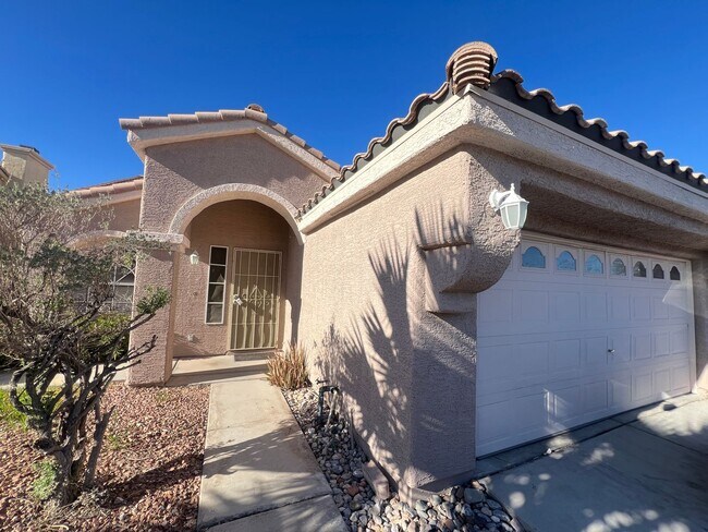 Foto del edificio - Charming 3 bedroom home ready for move in!