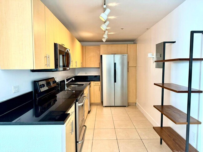 Foto del edificio - 7501 E Treasure Dr