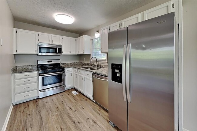 Building Photo - 39 Fawn Trail