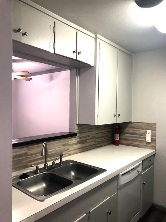 Foto del edificio - 1307 Willard St