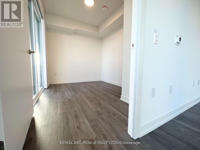 Building Photo - 138 Downes St