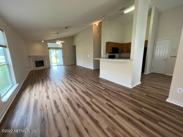 Building Photo - 5391 Hidden Gardens Dr