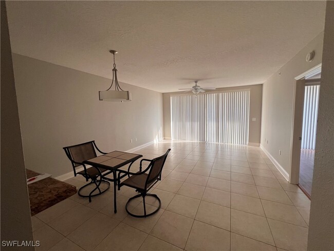 Foto del edificio - 4401 Bay Beach Ln