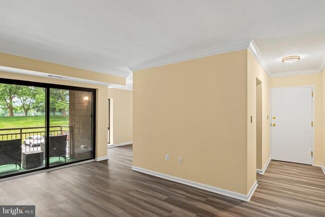 Building Photo - 6007 Majors Ln
